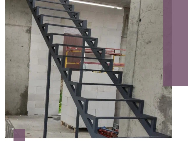 Демонтаж металлических лестниц в Костомукше быстро и безопасно