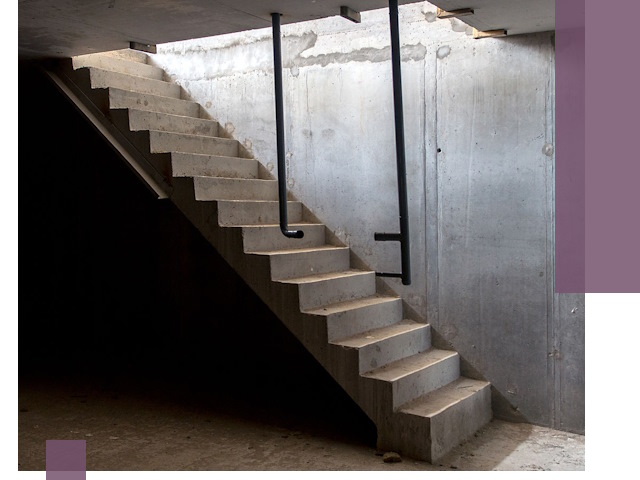 Изготовление и монтаж лестниц в подвале в Костомукше