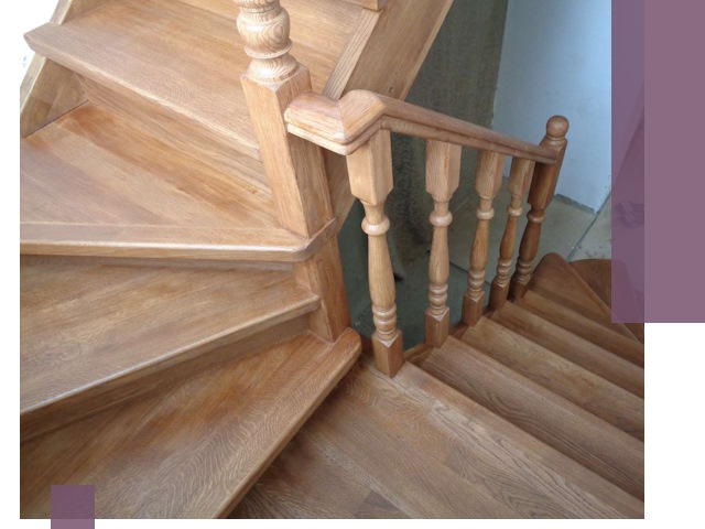 Дубовые лестницы под ключ в Костомукше: изготовление и монтаж