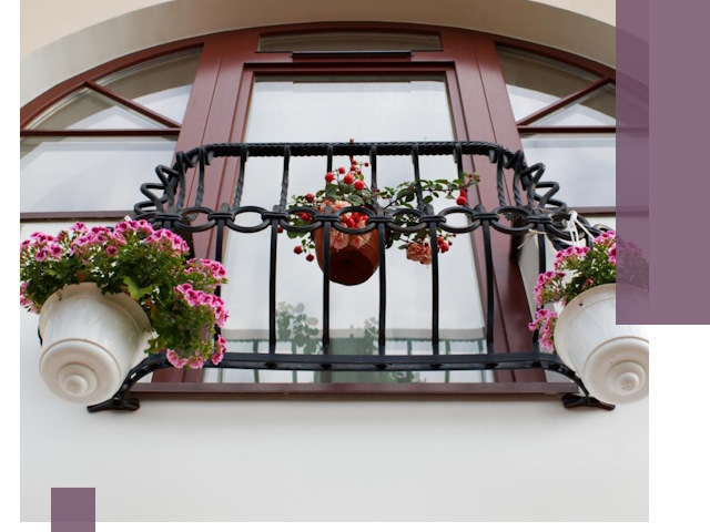 Изготовление и монтаж французских балконов в Костомукше