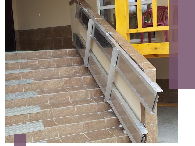 Откидные пандусы под ключ в Костомукше — монтаж и демонтаж