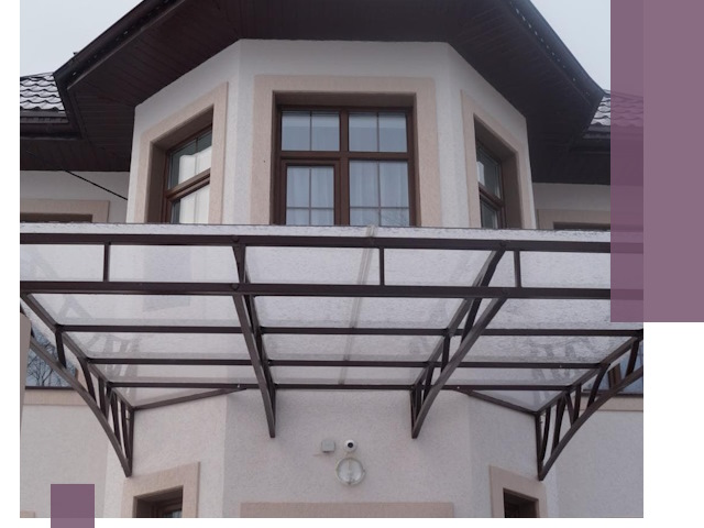 Козырьки из поликарбоната под ключ в Костомукше